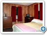 Davy Crockett Campground Mountain Cabin bedroom